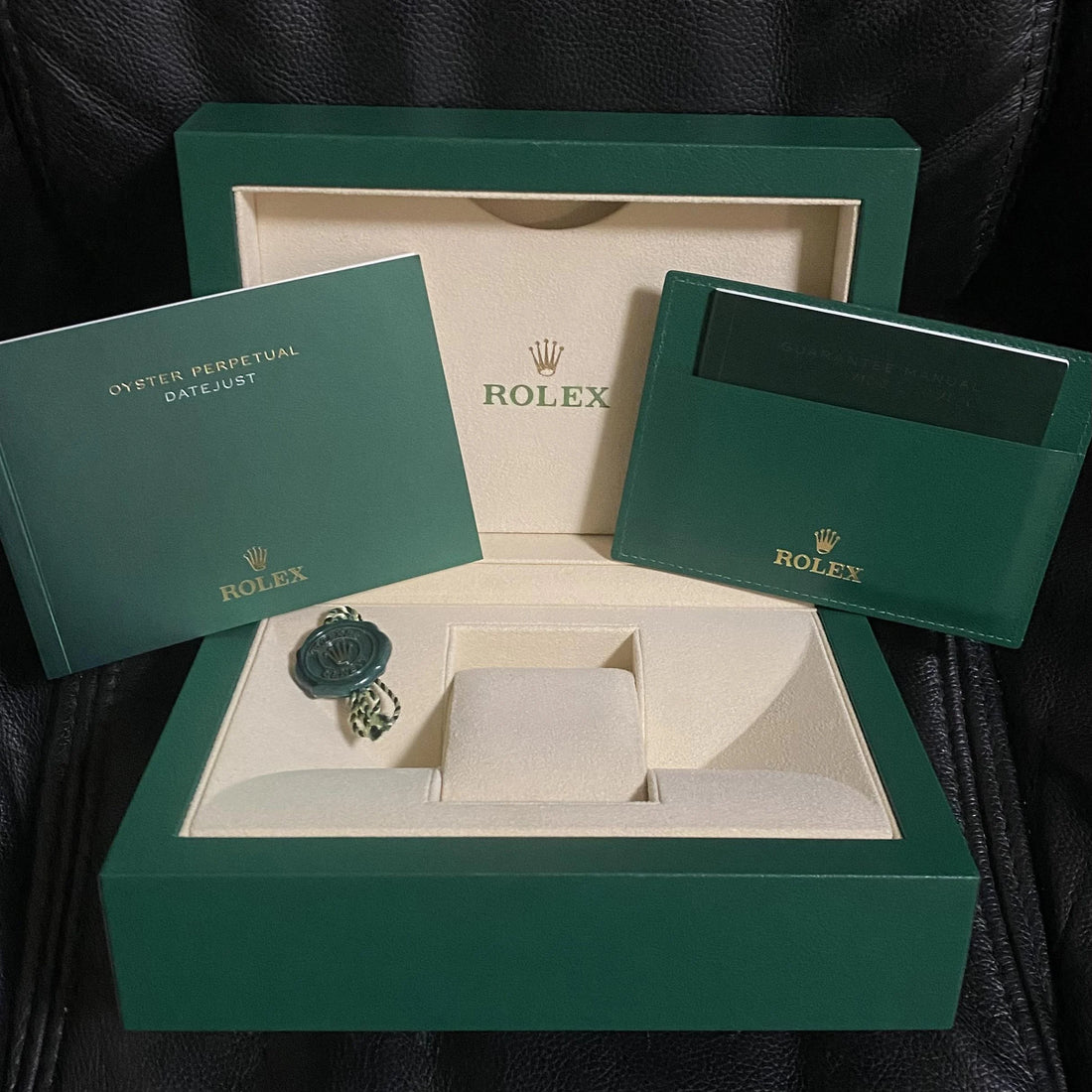 Rolex Daytona 116506 "Platona" Ice Blue Dial